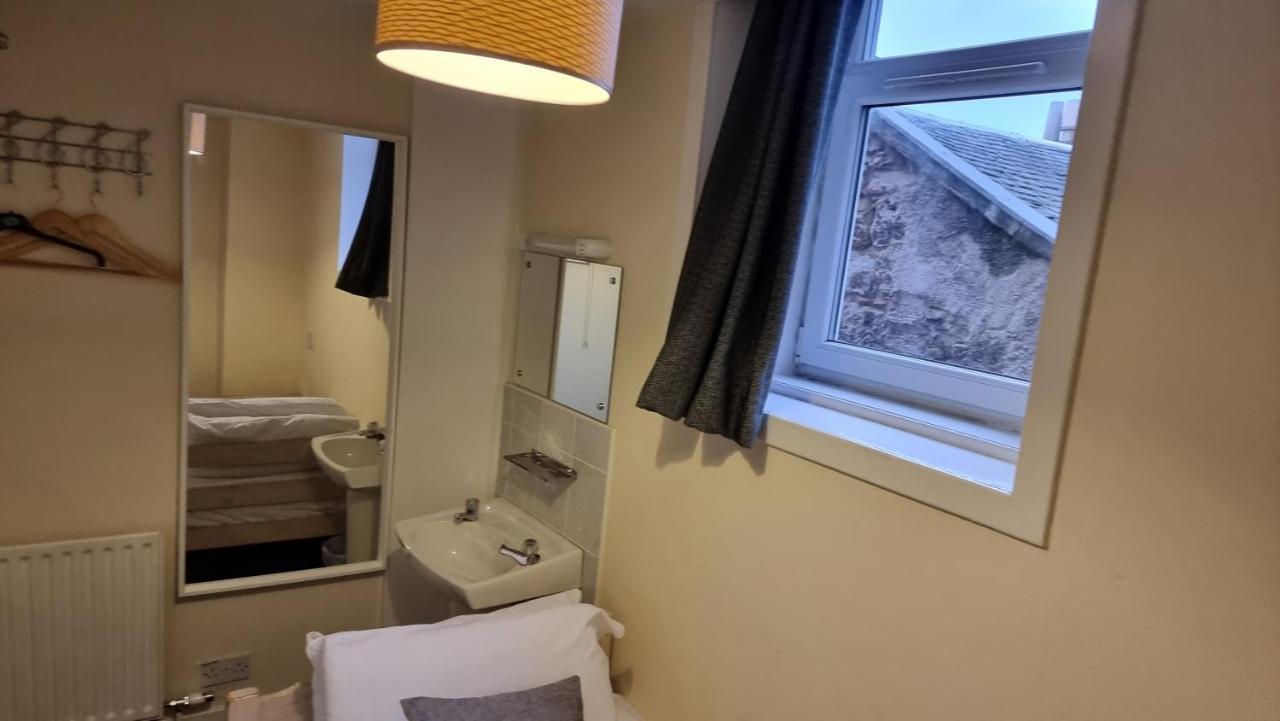 Hampton Court Guesthouse - City Centre Glasgow Eksteriør billede